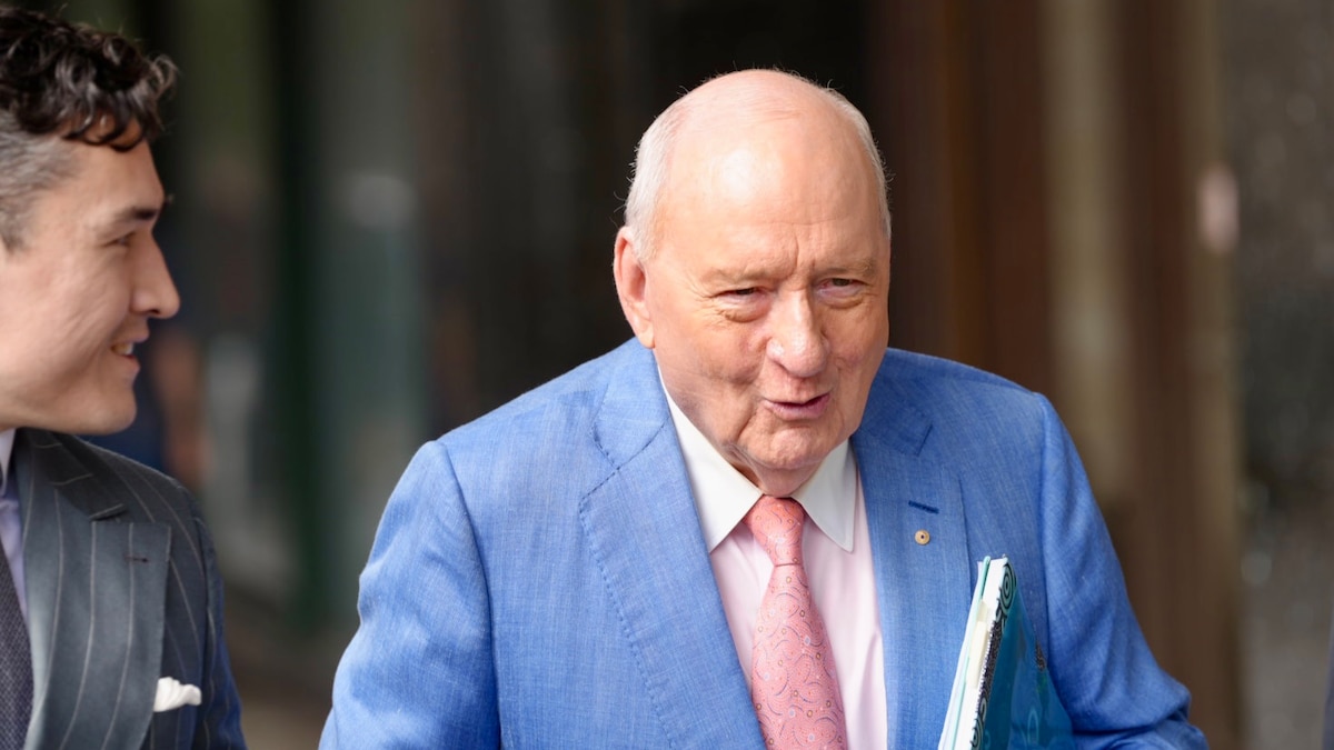 Complainant tells court Alan Jones was 'generous' but still feels 'shame' over alleged assault