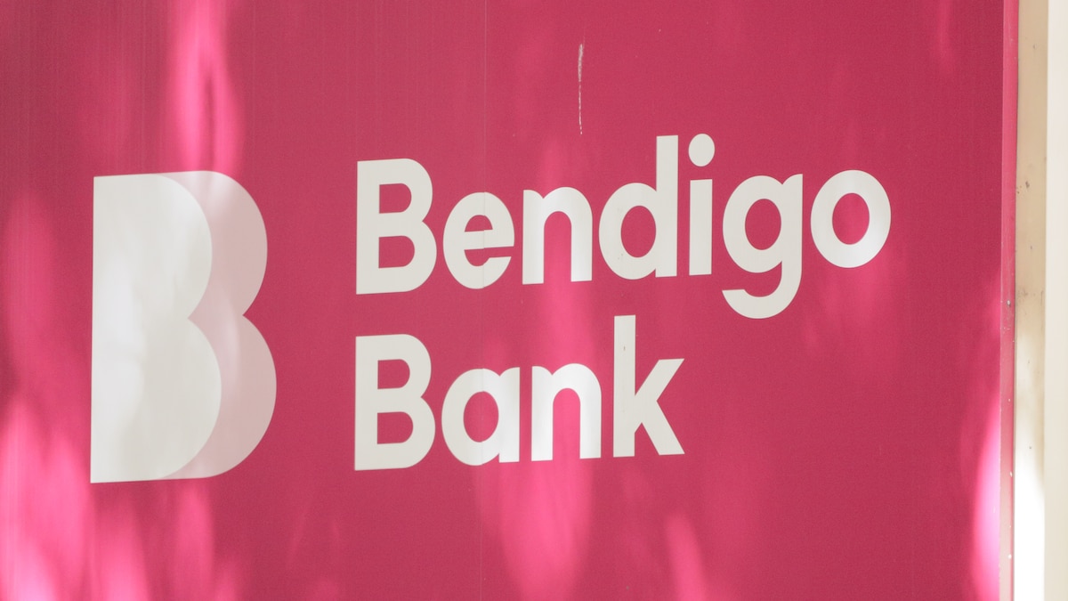 Adelaide workers expected to be most affected by Bendigo and Adelaide Bank cuts